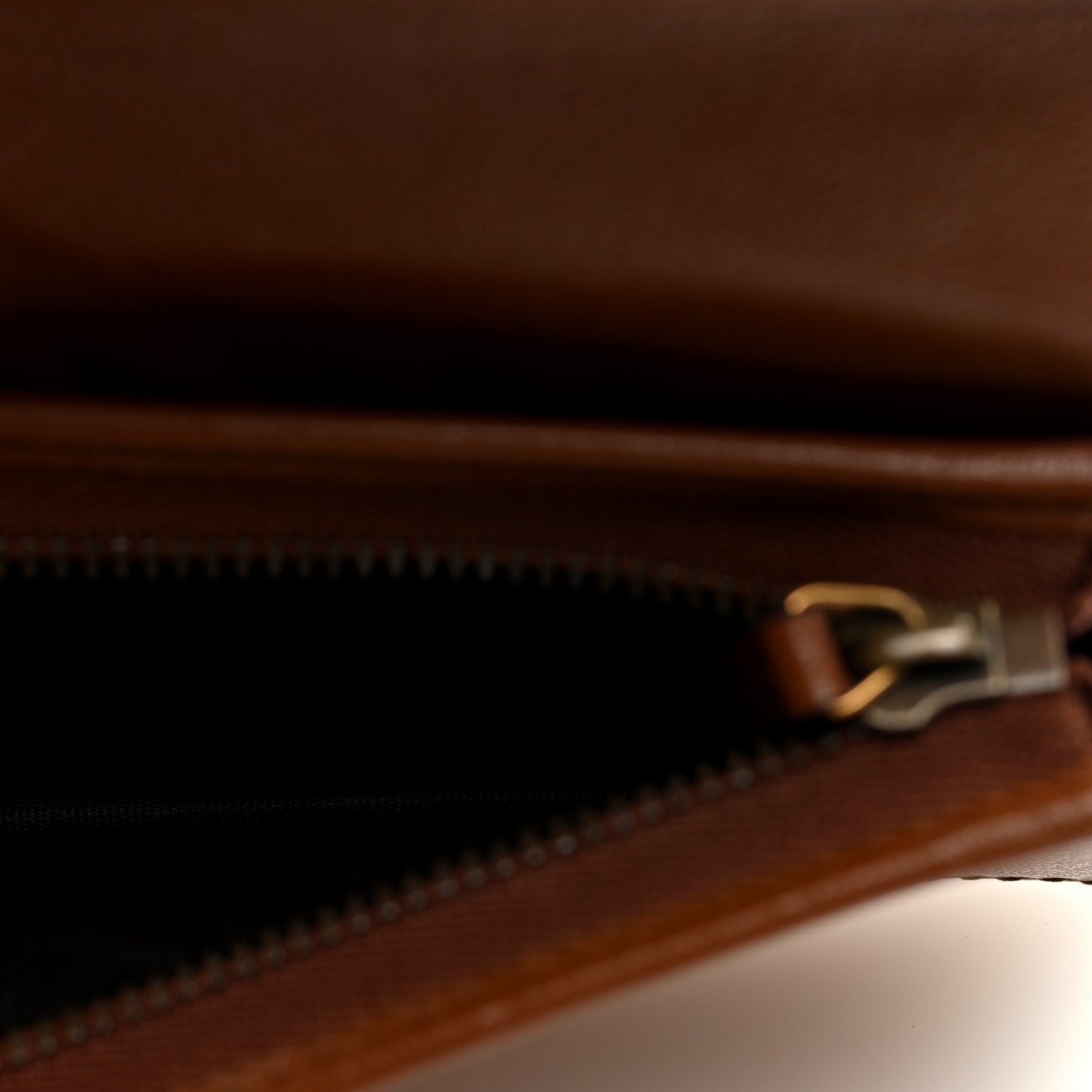Azalea Calfskin Matelasse Diagonal GG Marmont Card Case Wallet Cuir