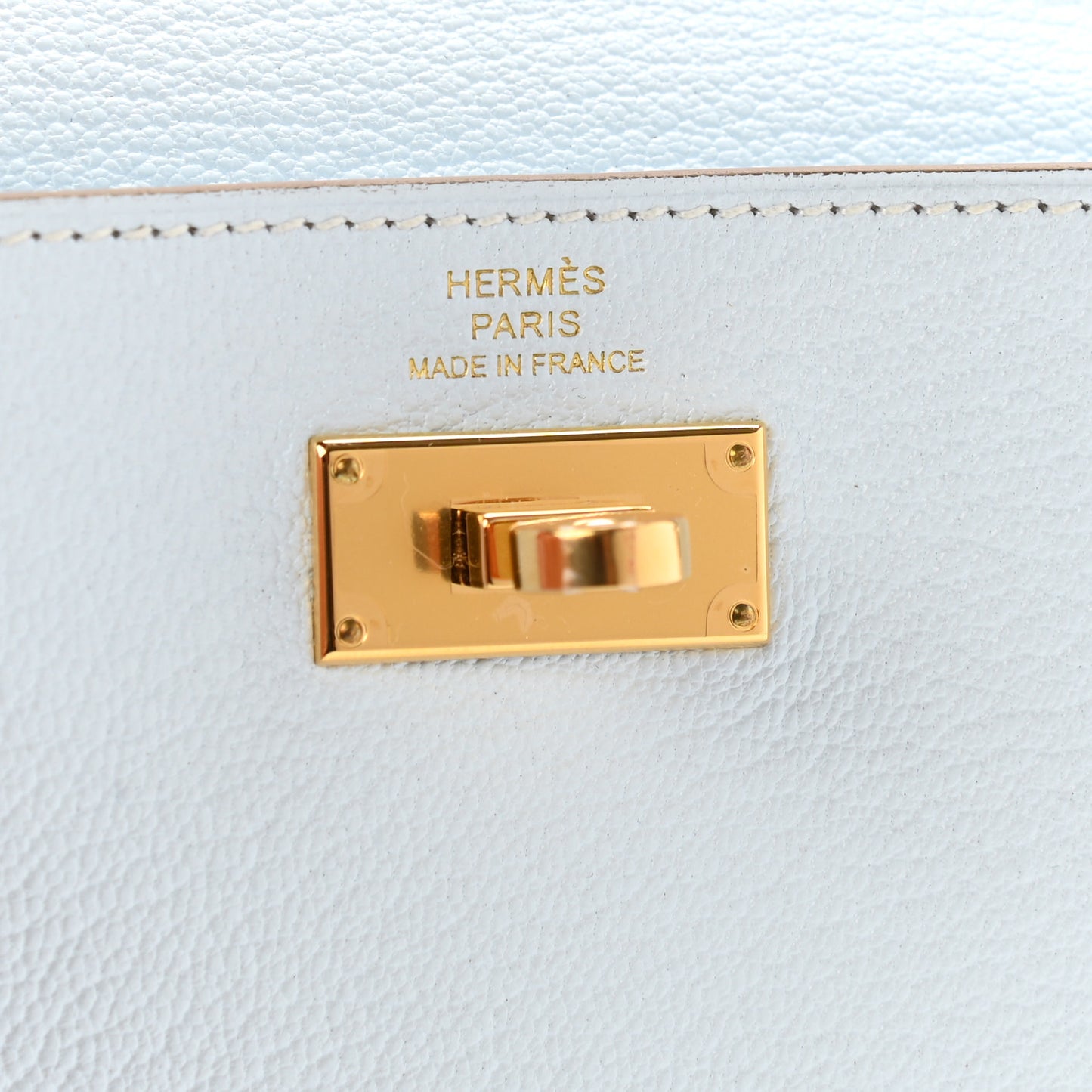 Chevre Mysore Kelly Pocket Compact Wallet Bleu Brume