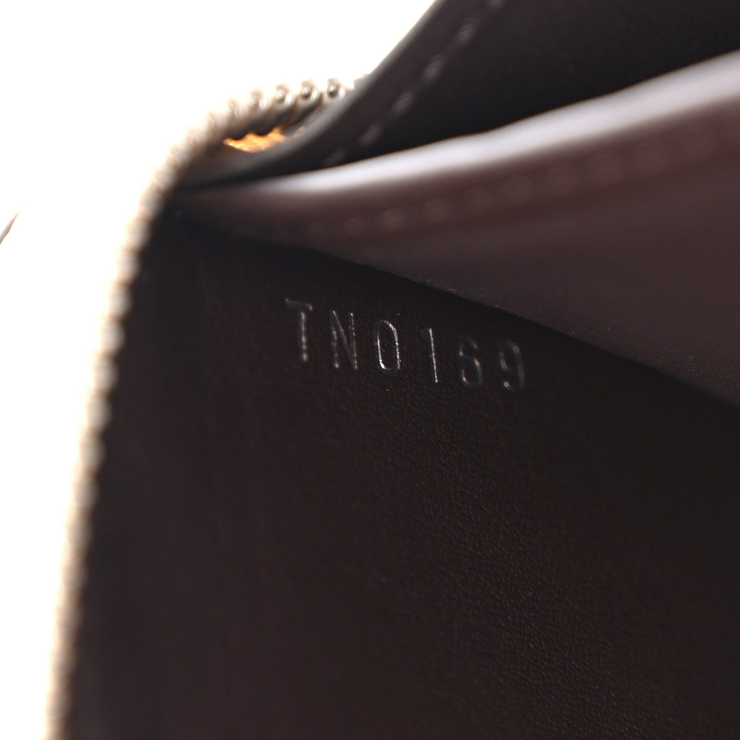 Mahina Zippy Wallet Ivory