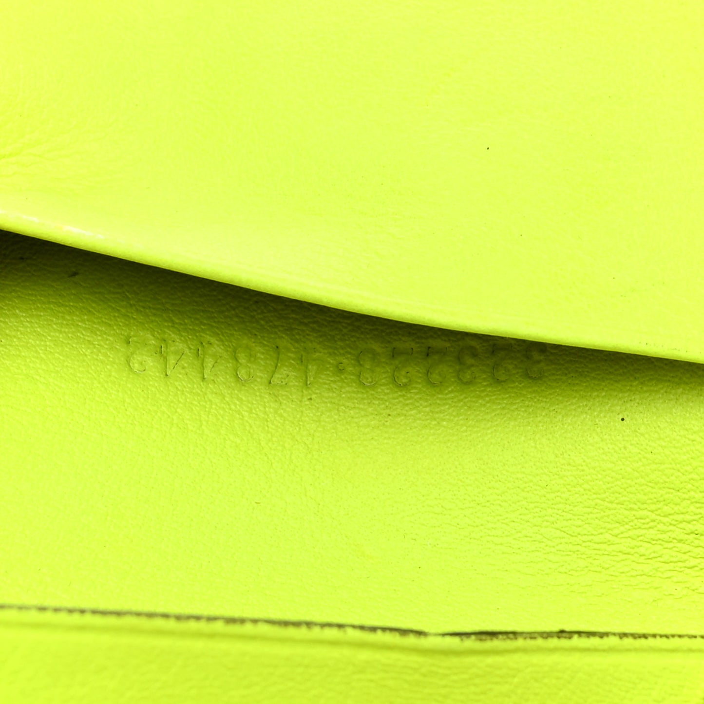 GG Supreme Monogram Heart 6 Key Holder Case Yellow Fluo