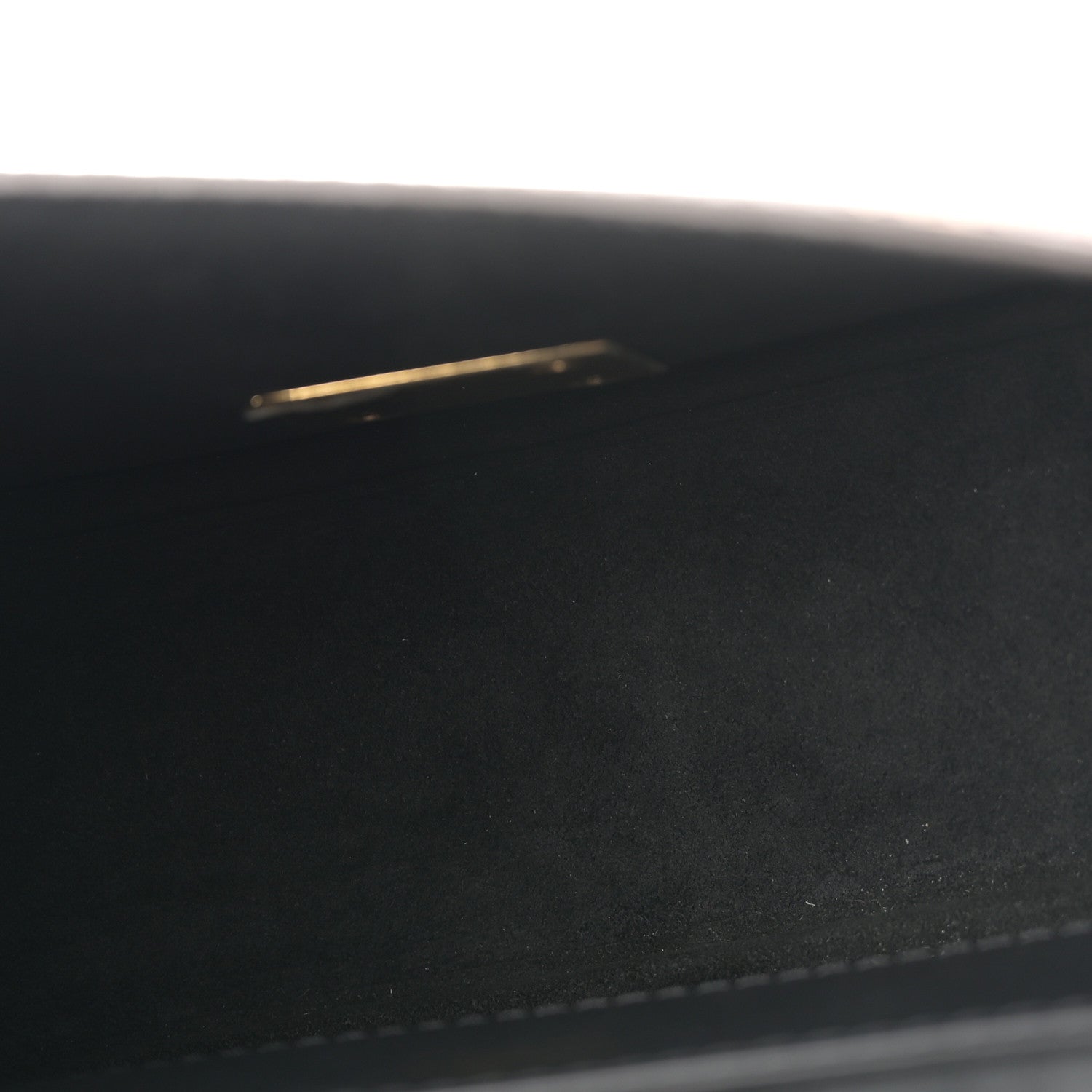 Louis Vuitton Reverse Monogram Tilsitt 5 of 10
