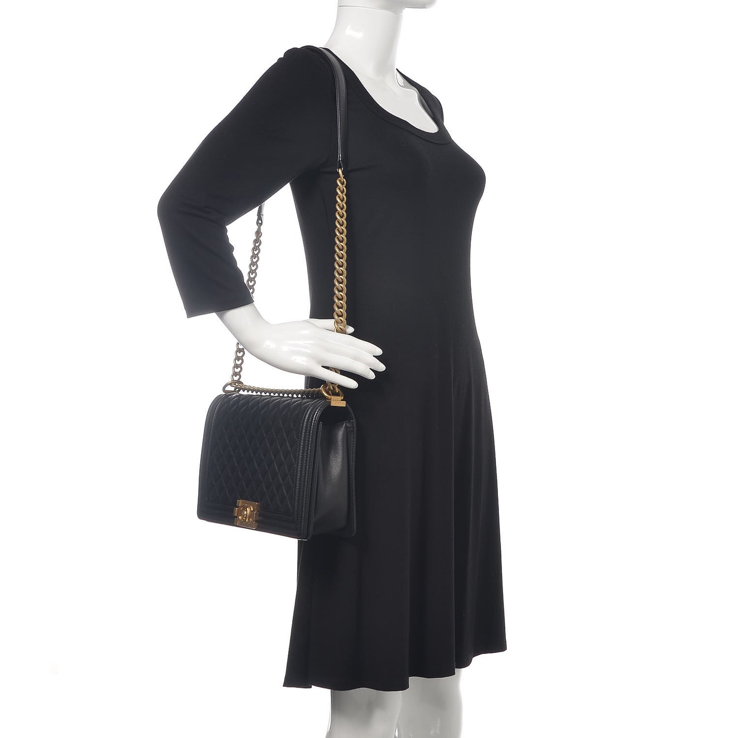 Caviar Quilted New Medium Boy Flap Black