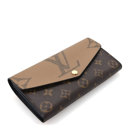 Louis Vuitton Reverse Monogram Giant Sarah Wallet 4 of 7
