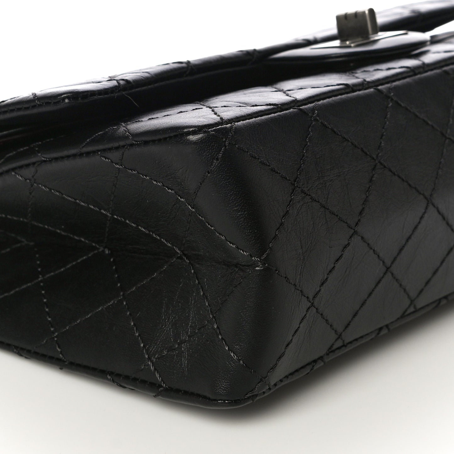Aged Calfskin Quilted 2.55 Reissue 225 Flap Black