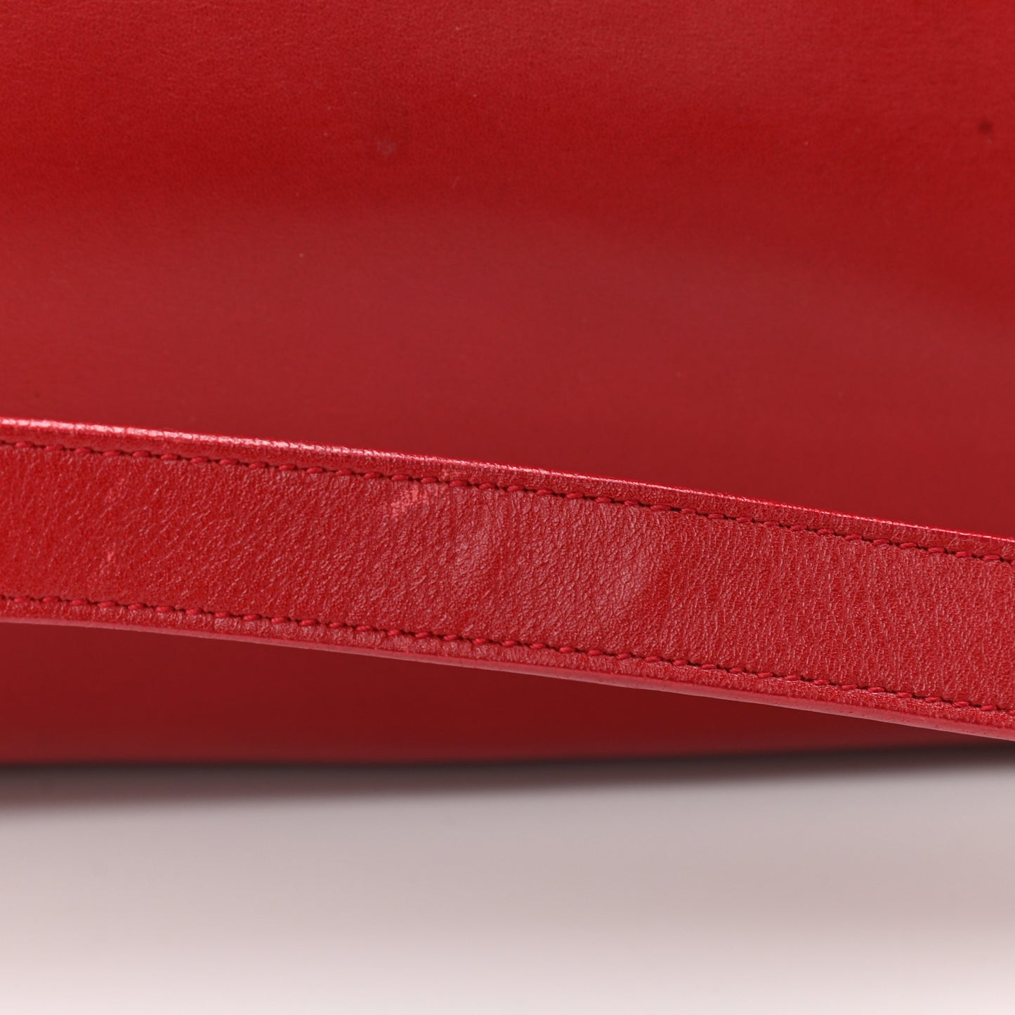 Calfskin Classic Duffle 6 Red