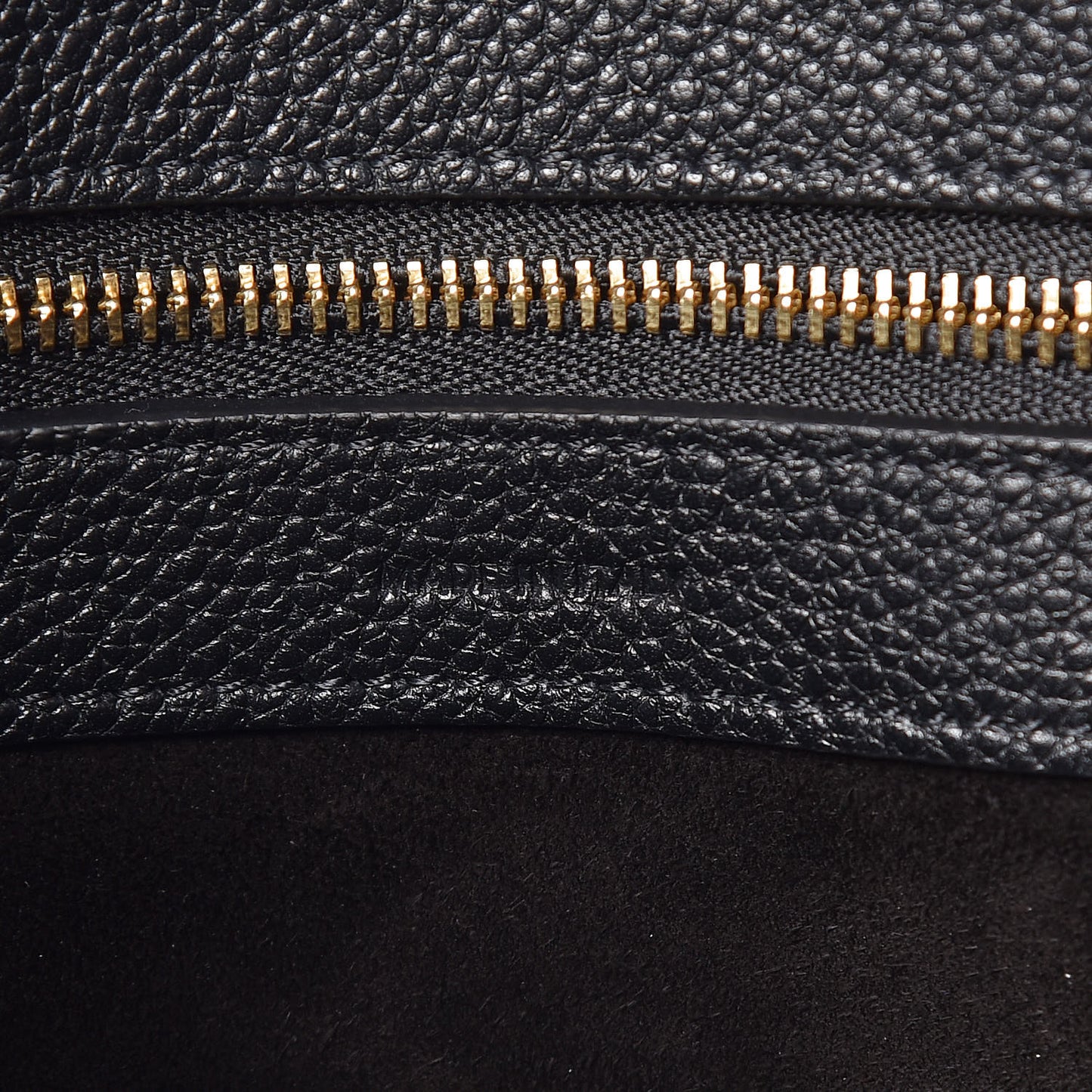 Soft Grained Calfskin Small Belt Cabas Phantom Black