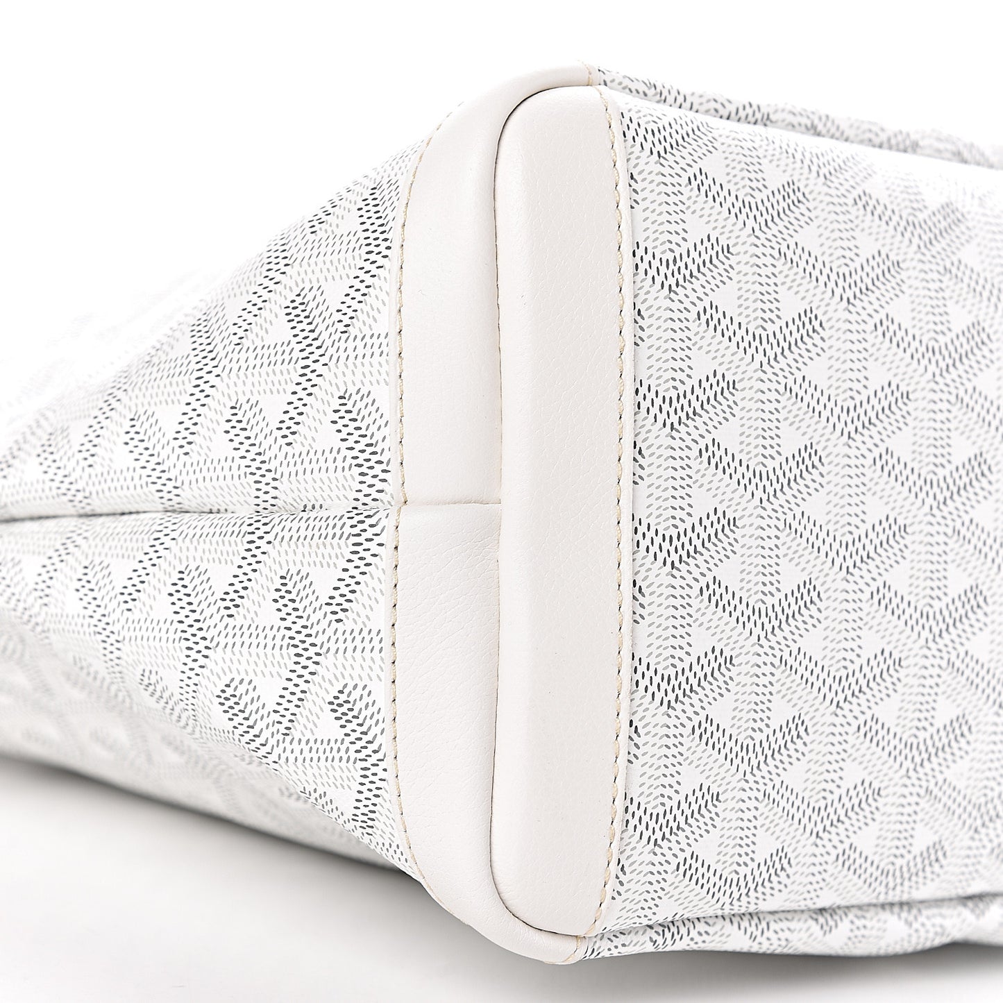 Goyardine Artois PM White