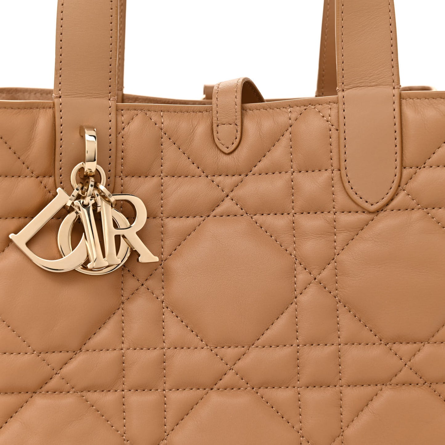 Calfskin Macrocannage Medium Toujours Tan