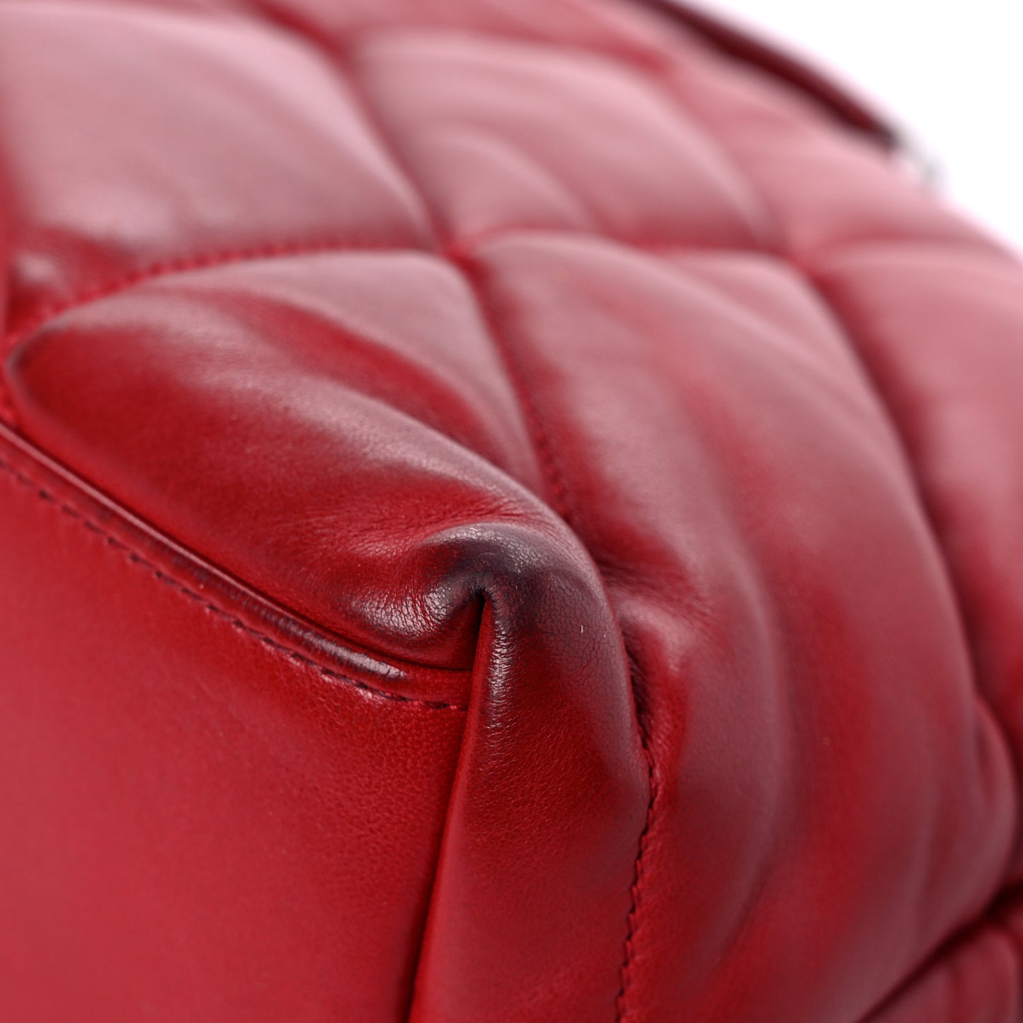 Lambskin Quilted Small Loulou Puffer Monogram Chain Satchel Red
