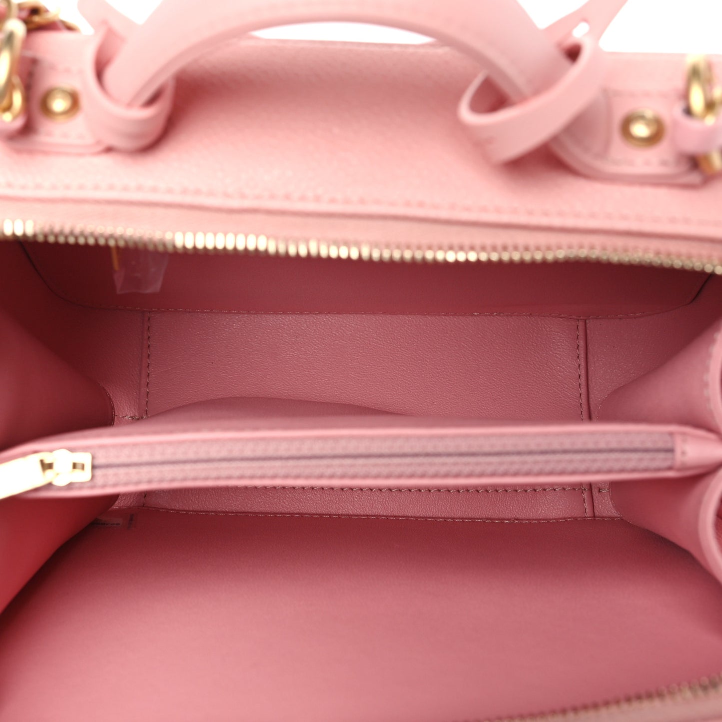 Caviar Quilted Medium CC Filigree Vanity Case Rose Pink