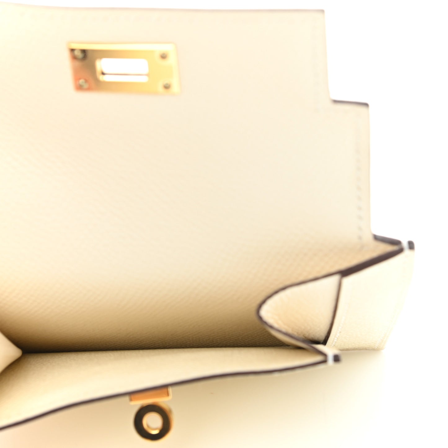 Epsom Kelly Pocket Compact Wallet Nata