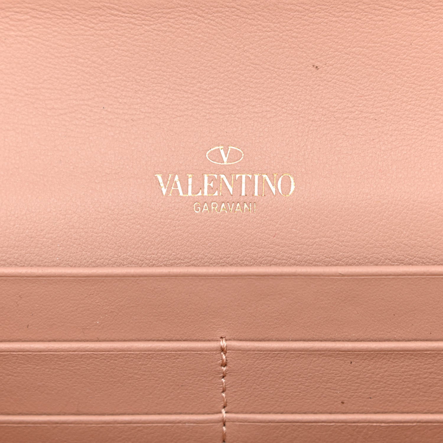 Valentino Garavani Vitello Rockstud Crossbody Wallet On Chain Skin Sorbet 7 of 10