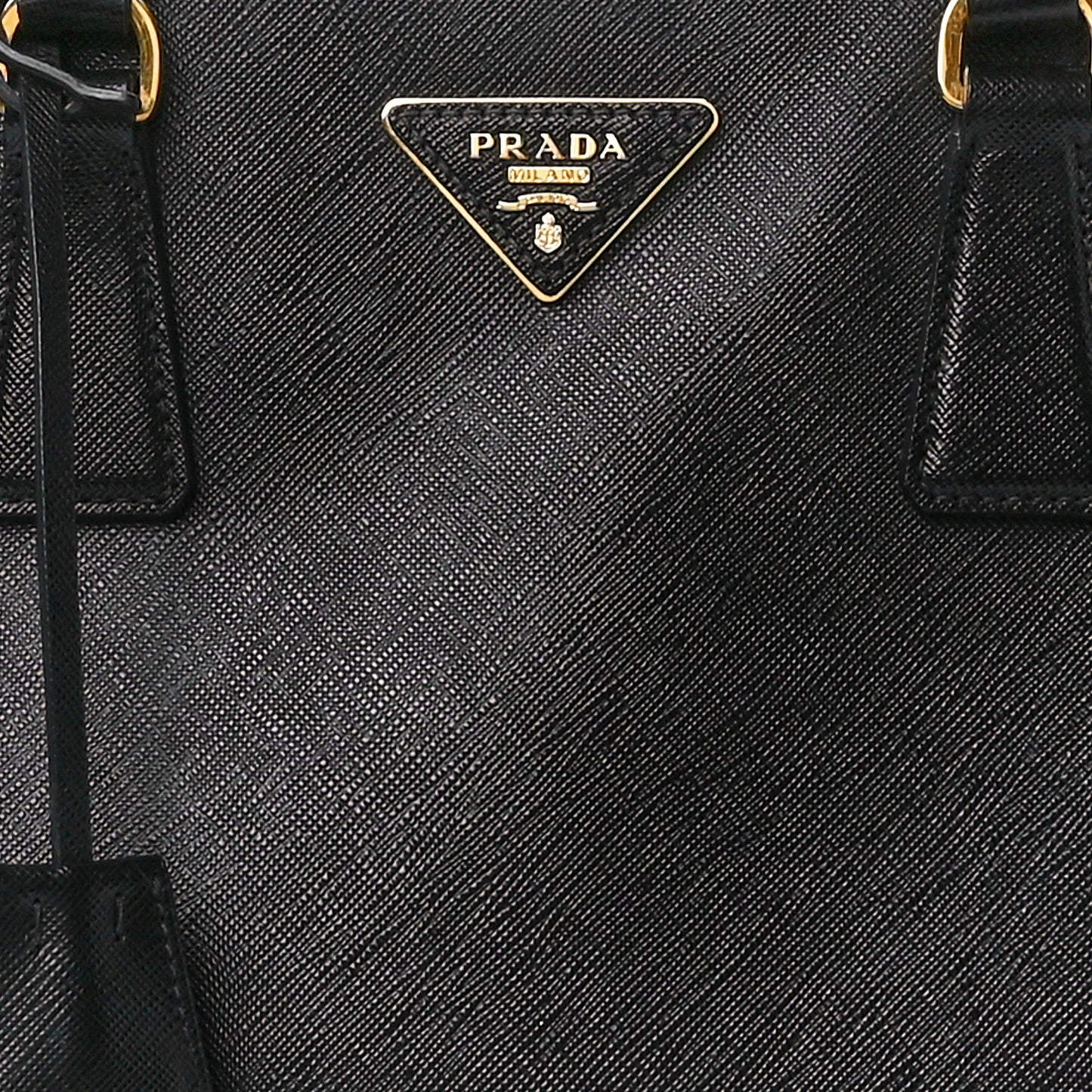 Saffiano Medium Galleria Double Zip Tote Black