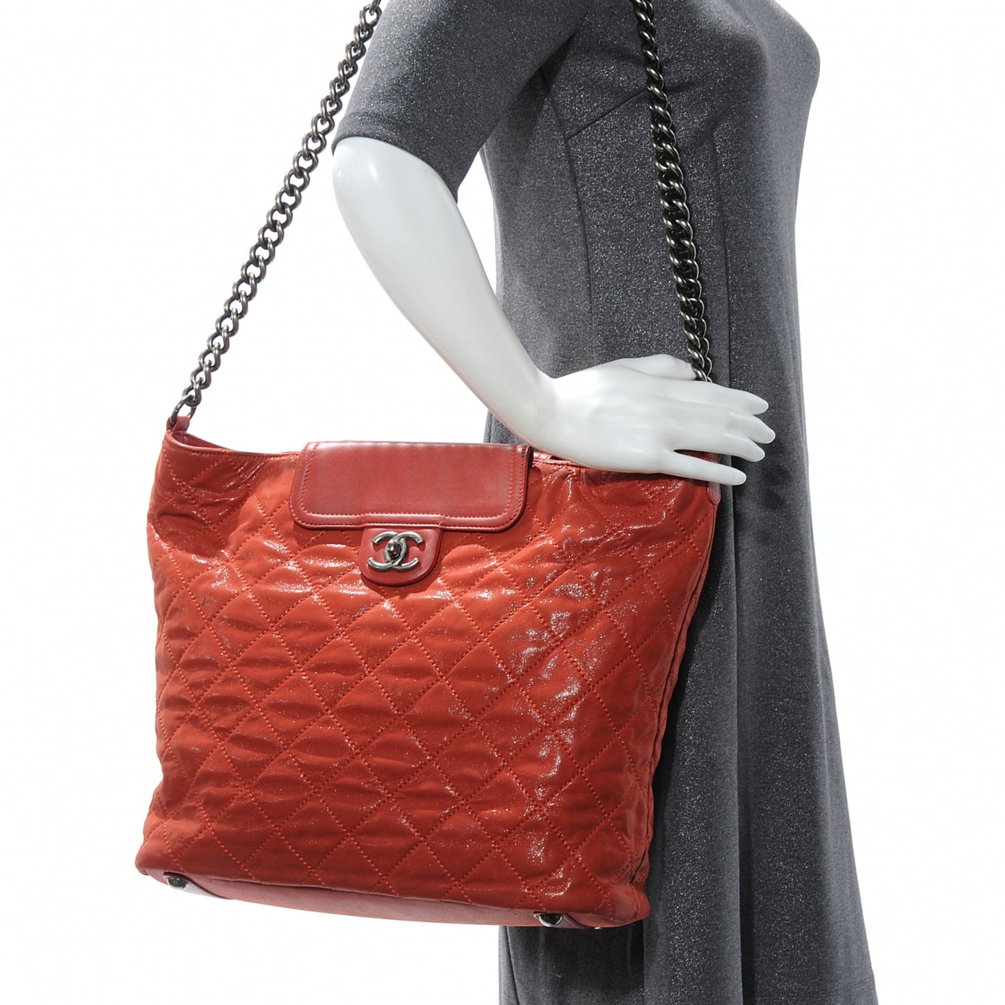Iridescent Calfskin Large In The Mix Tote Red