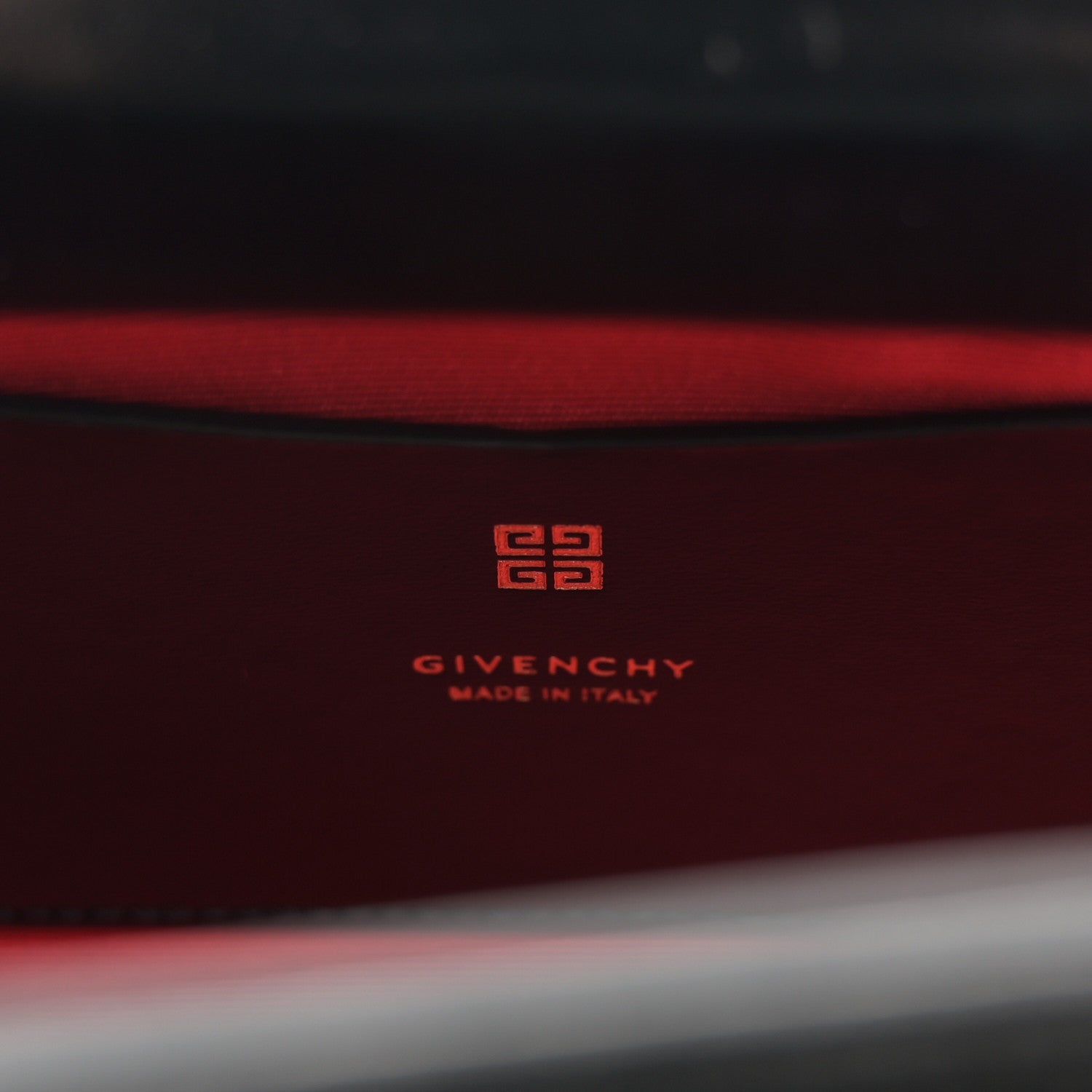 Givenchy Box Calfskin Toy Antigona Black Red 6 of 10