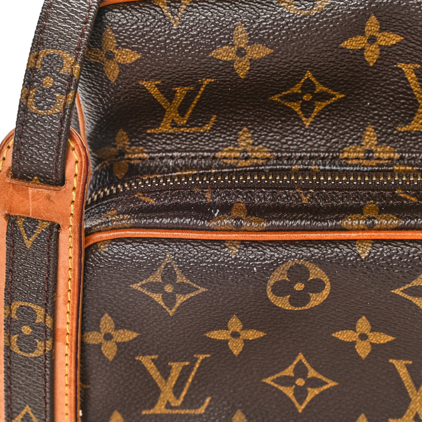 Monogram Amazone