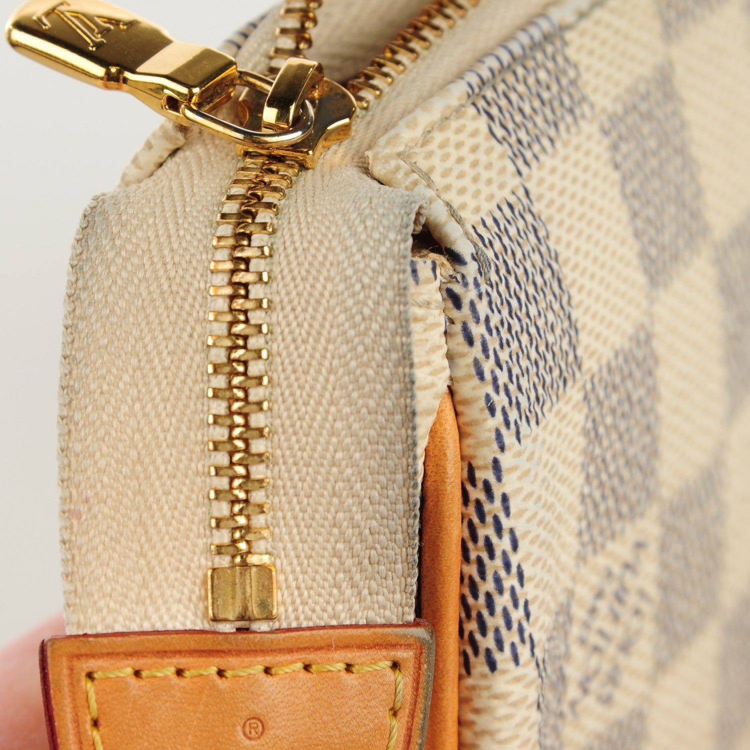 Louis Vuitton Damier Azur Eva Clutch 9 of 10