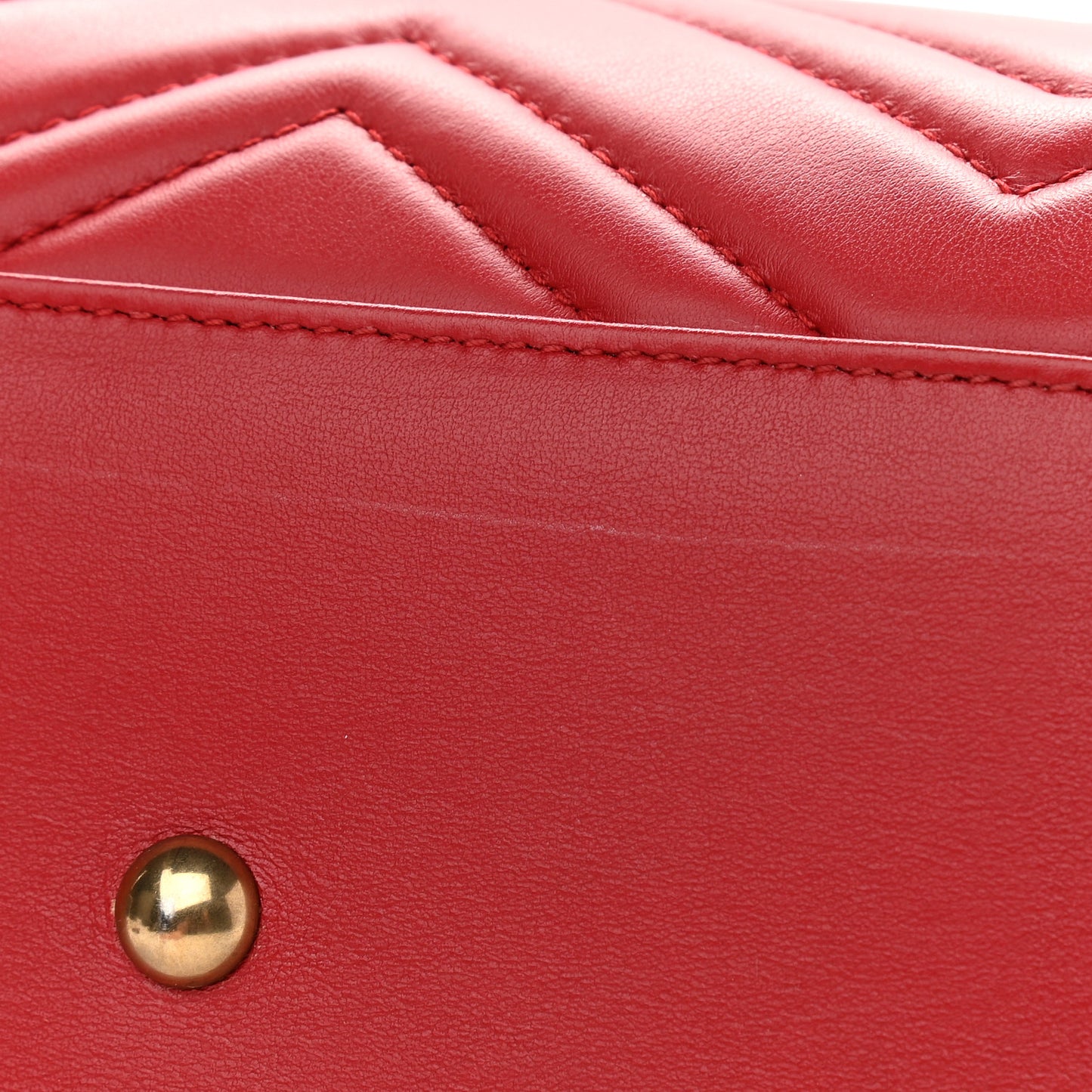 Calfskin Matelasse Medium GG Marmont Tote Hibiscus Red