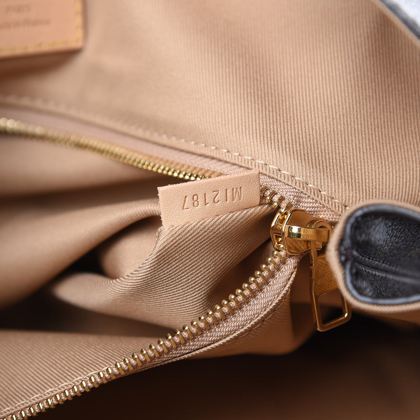 Monogram Graceful MM