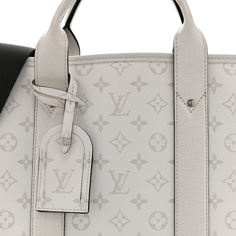 Louis Vuitton Monogram Eclipse Taigaramma Weekend Tote NM Optic White ...