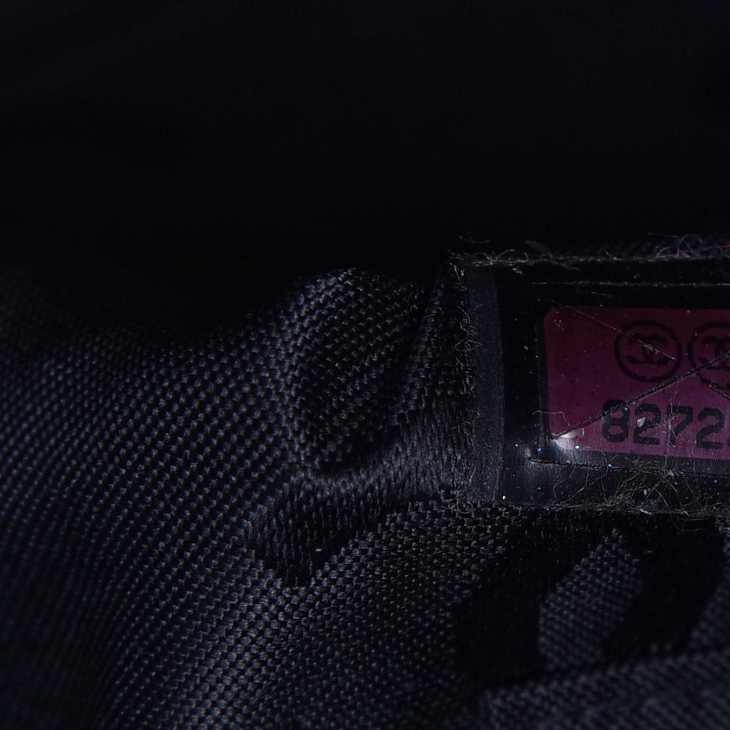 Calfskin Contrast Stitch Surpique Tote Black