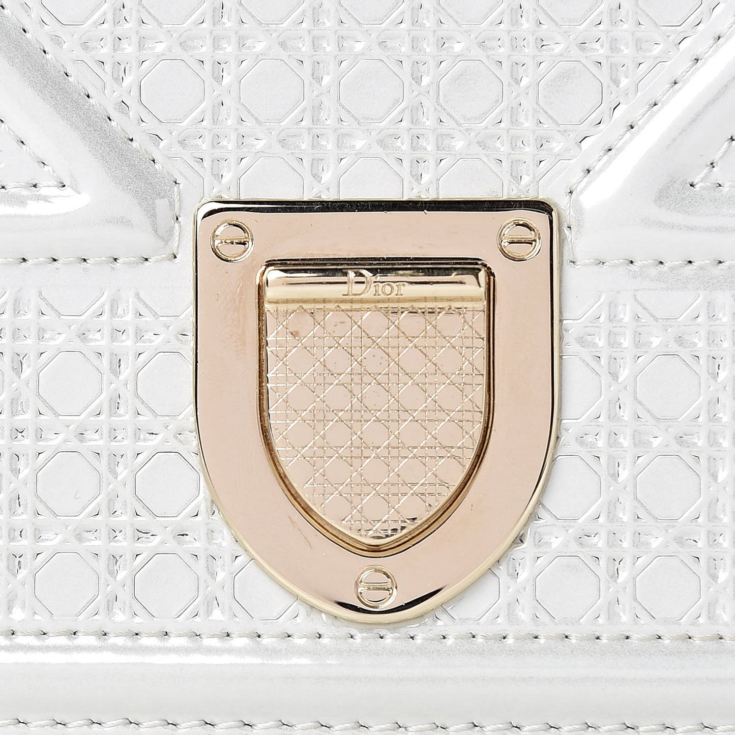 Patent Micro-Cannage Diorama Wallet on Chain Pouch White