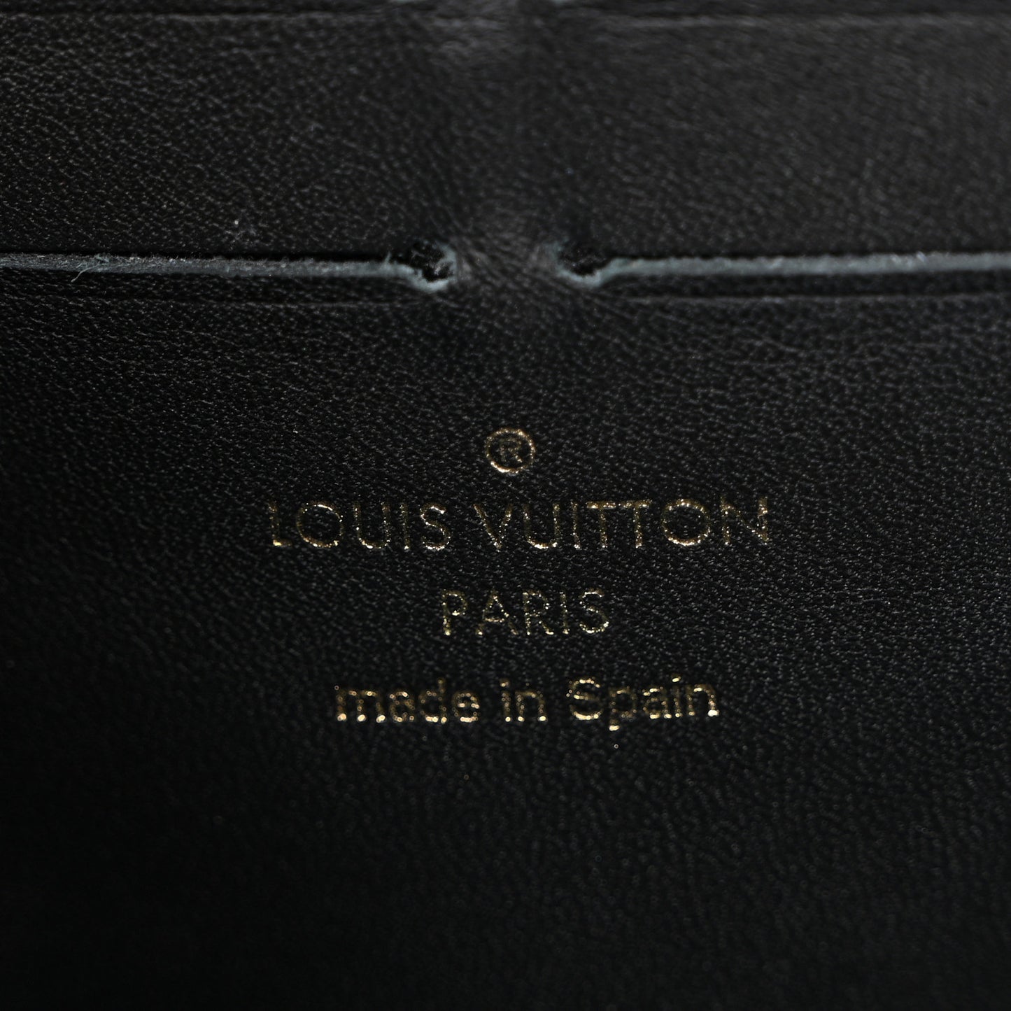Damier Ebene Vavin Chain Wallet Black