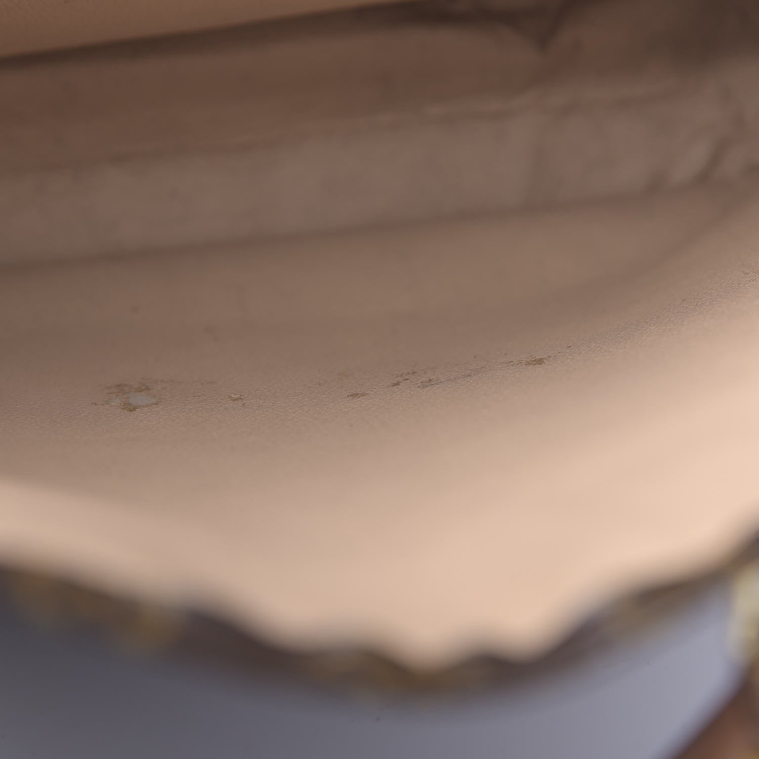 Louis Vuitton Monogram Sac Plat 9 of 21