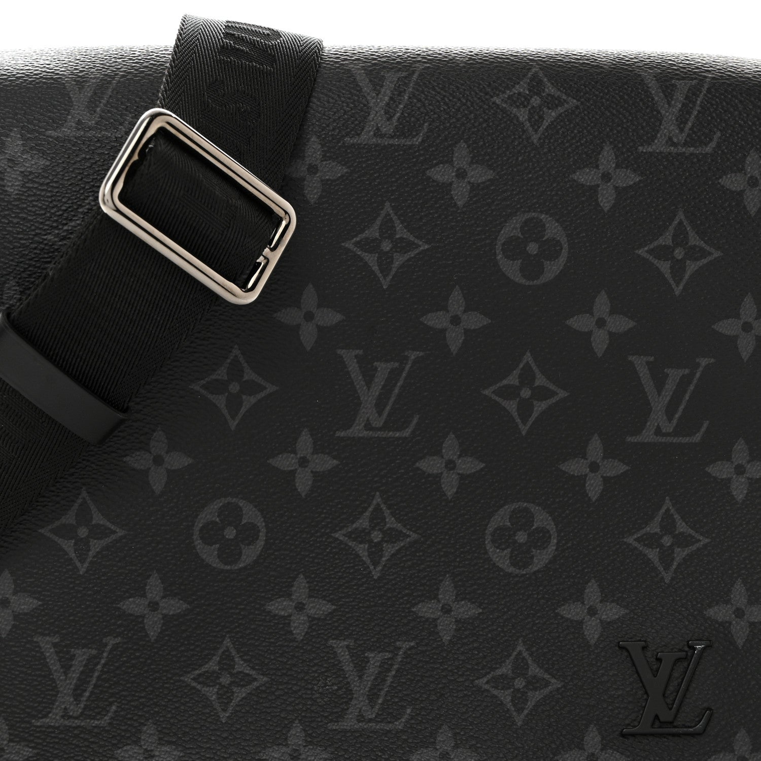 Louis Vuitton Monogram Eclipse District PM NM 8 of 10