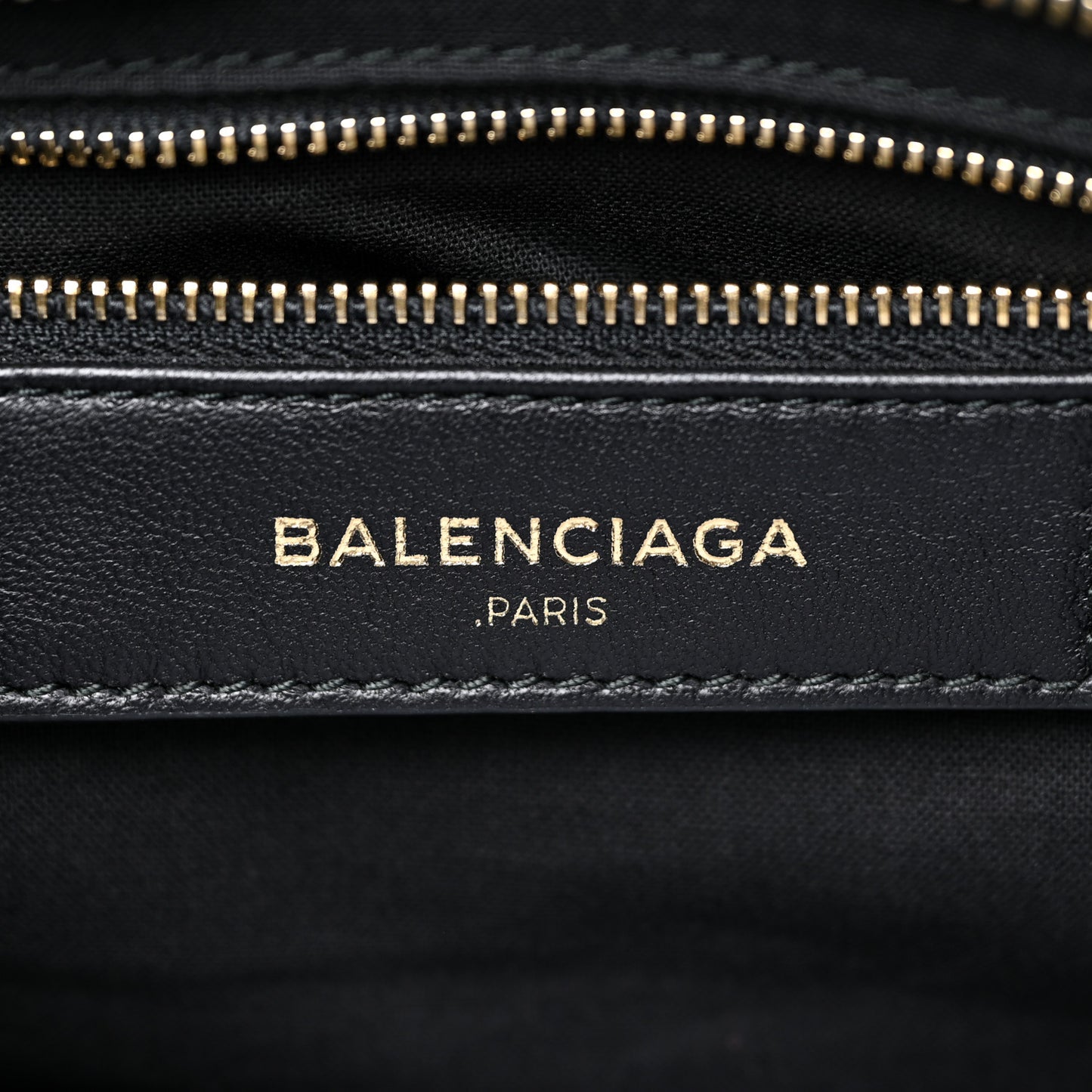 Calfskin Crocodile Embossed Classic Hardware City Black