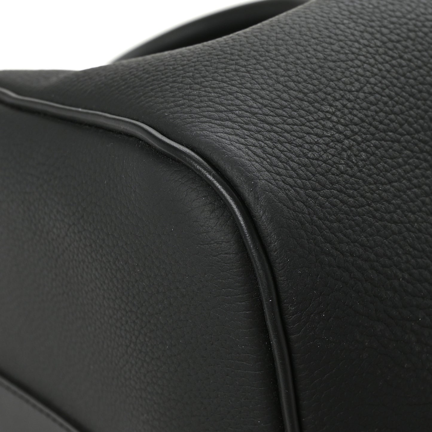 Grained Calfskin Aerogram Keepall Bandouliere 40 Black