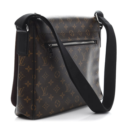 Louis Vuitton Monogram Macassar District MM 3 of 10