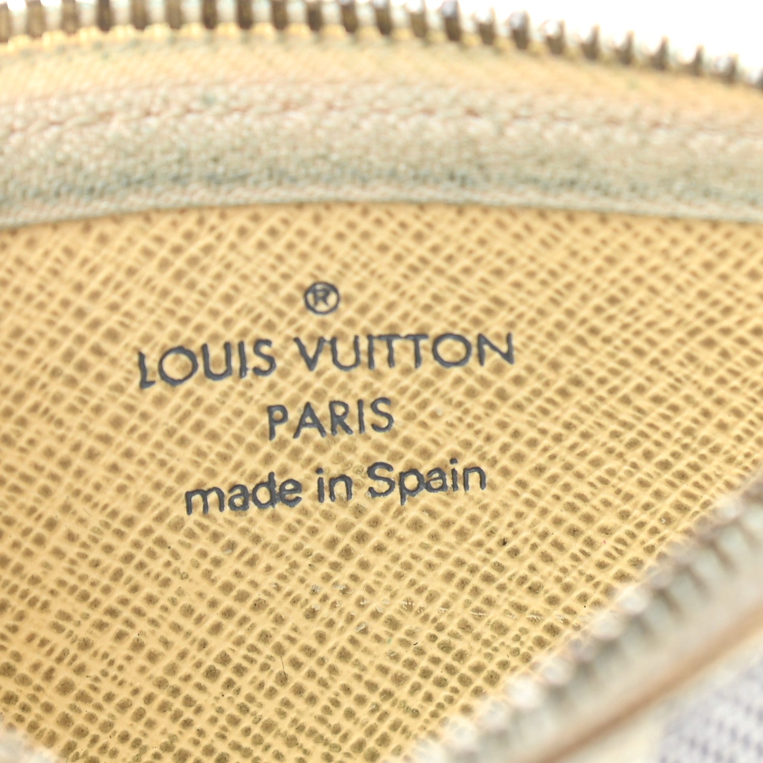 Louis Vuitton Damier Azur Key Pouch 6 of 6