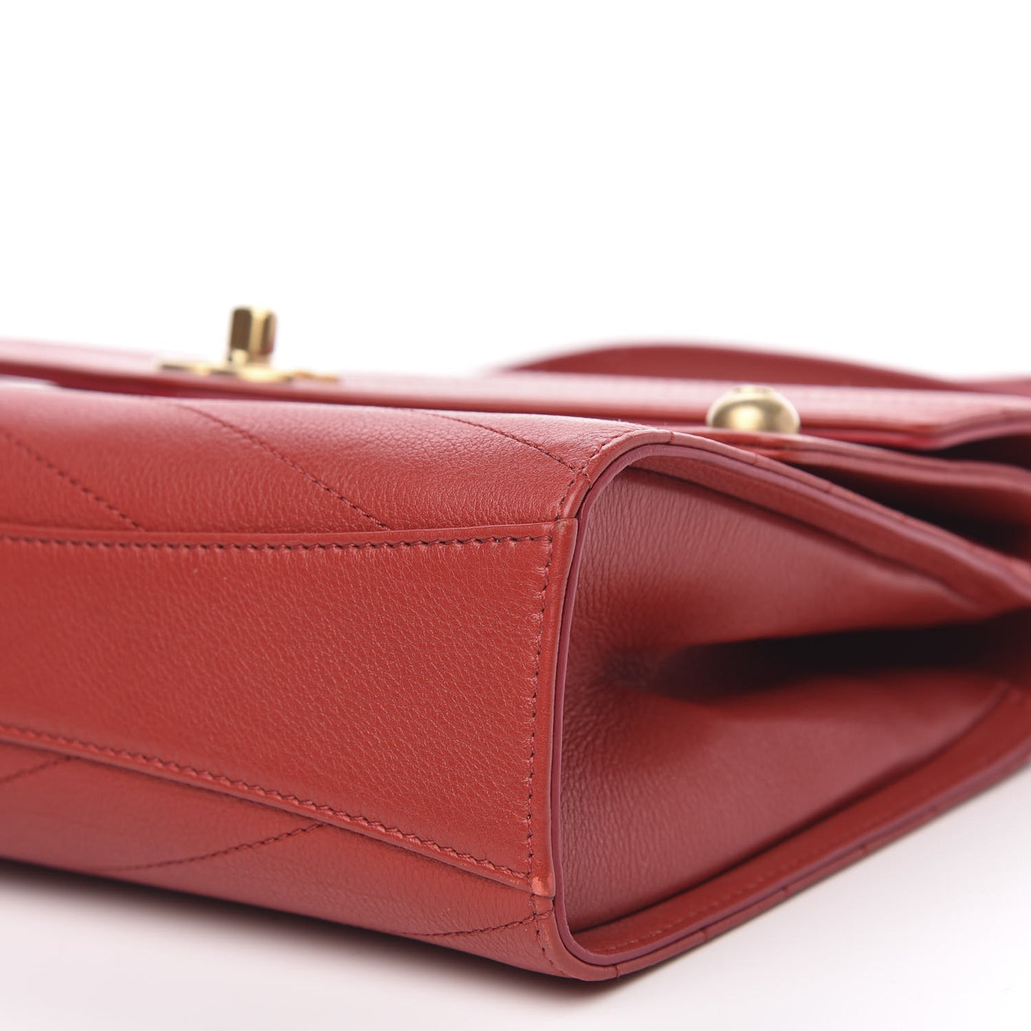 Calfskin Chevron Quilted Casual Trip Flap Red