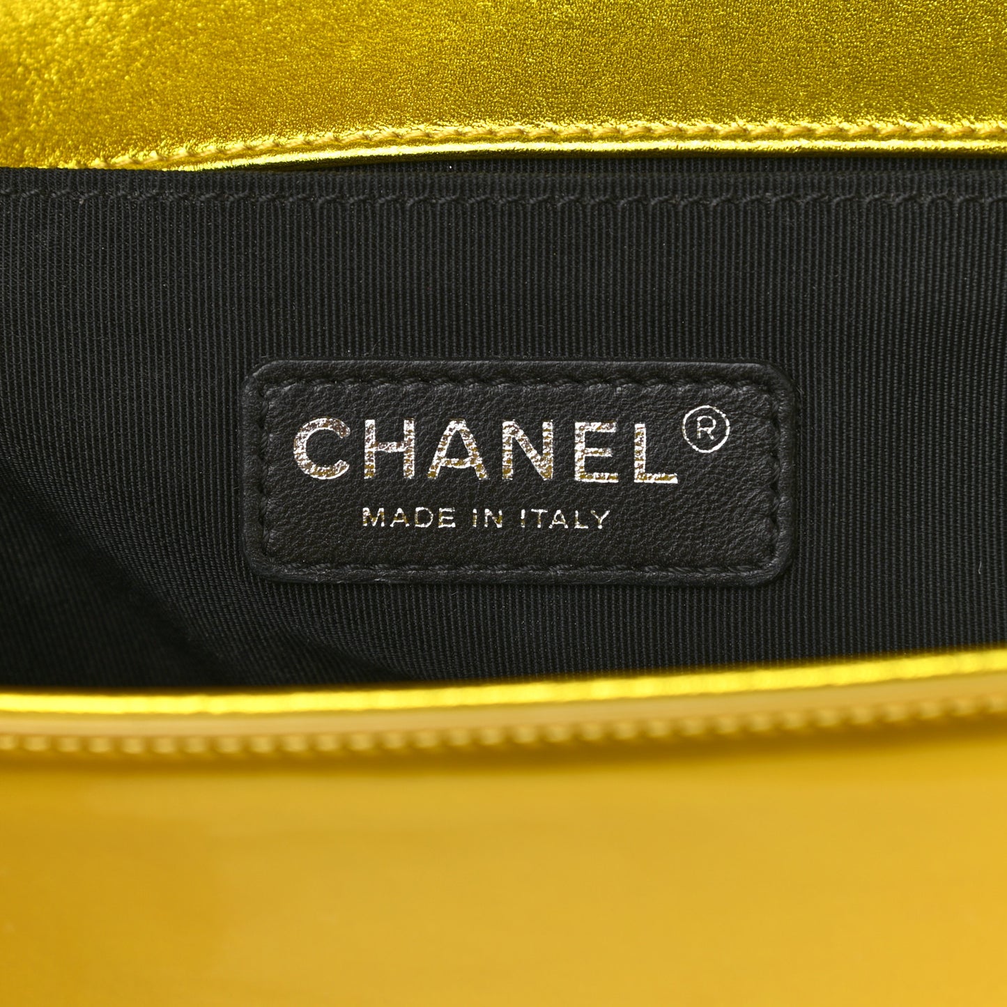 Metallic Patent Calfskin Quilted Medium Boy Flap Gold
