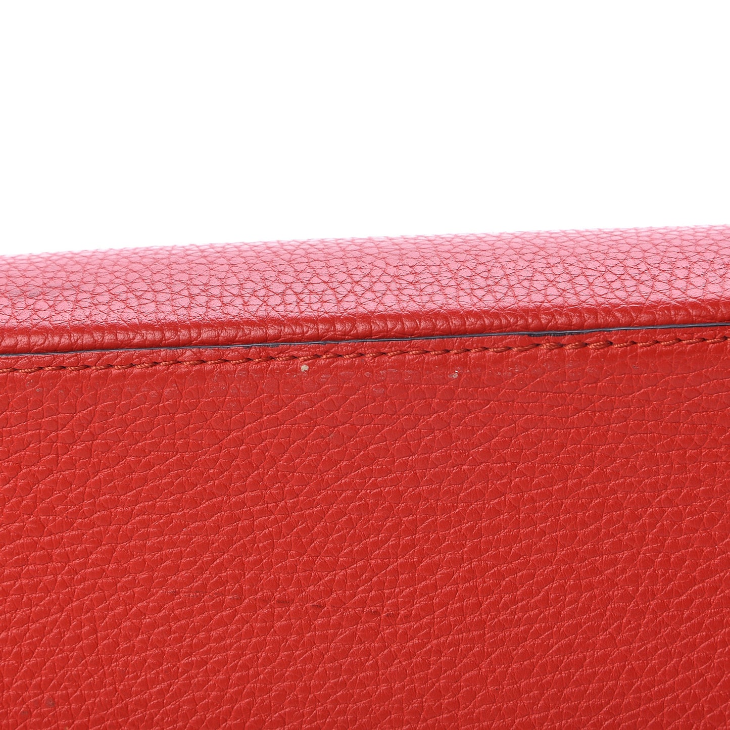 Taurillon Capucines MM Rubis