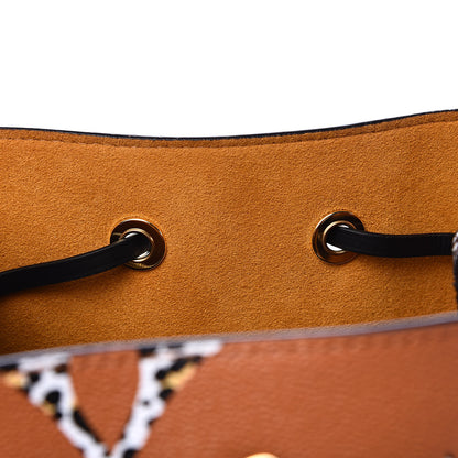Louis Vuitton Monogram Giant Jungle NéoNoé Caramel 6 of 8