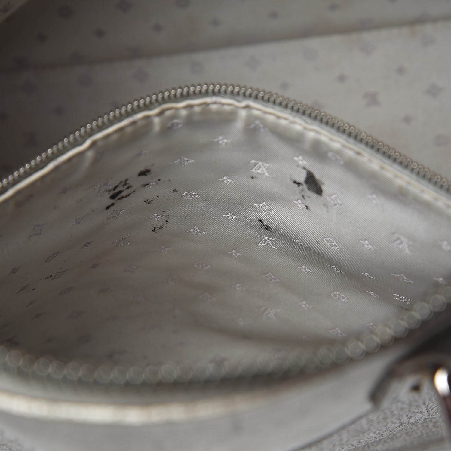 Louis Vuitton Suhali Lockit PM Silver 9 of 23