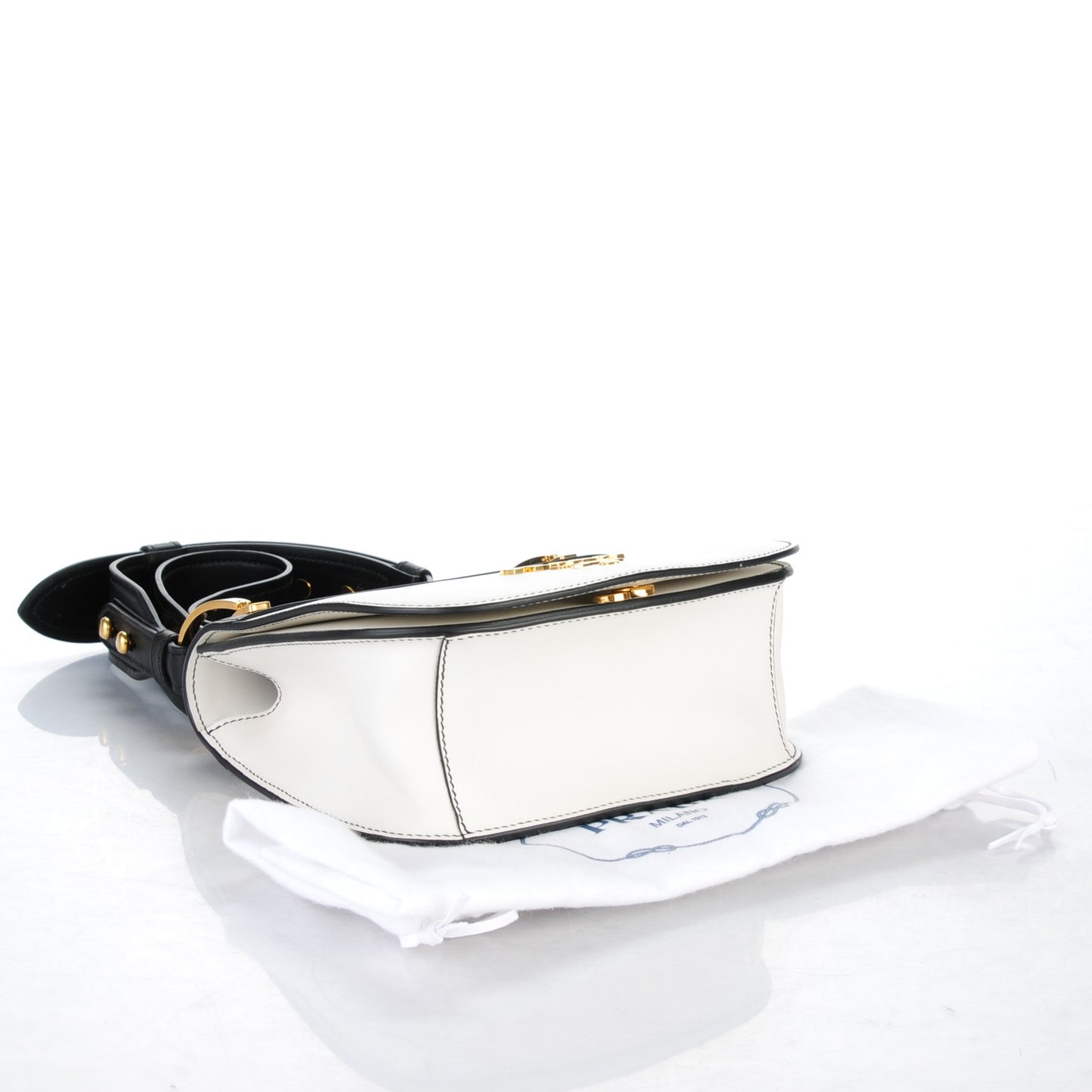 City Calf Pionniere Saddle Bag Black White