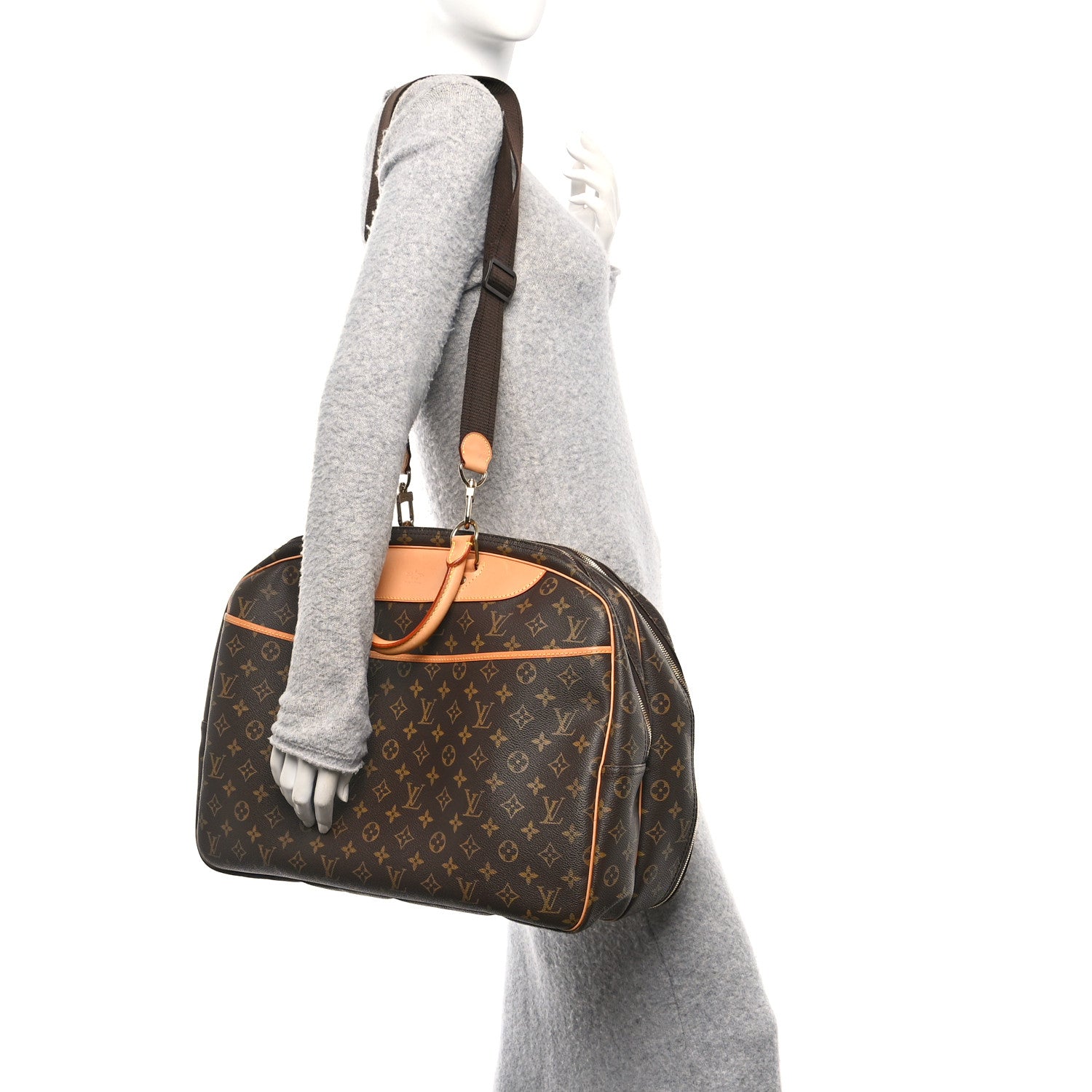 Louis Vuitton Monogram Alize 24 Heures Luggage 2 of 9
