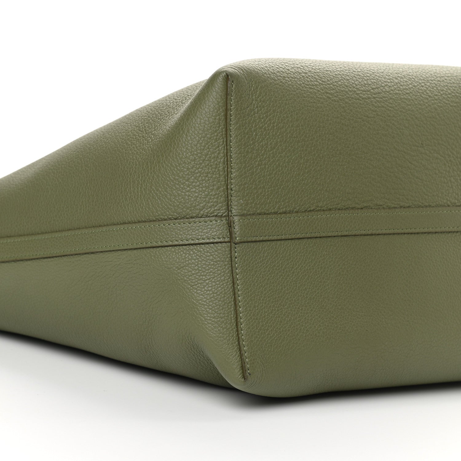 Celine Grained Calfskin Maillon Triomphe Medium Cabas Light Khaki 10 of 12
