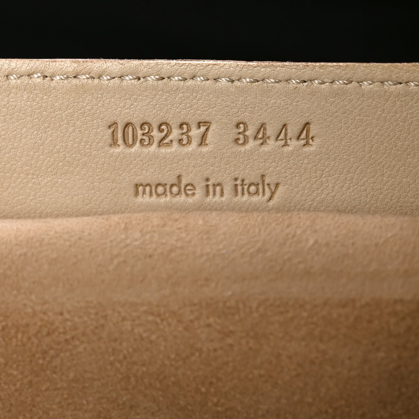 Suede Strike Hold Hobo Natural