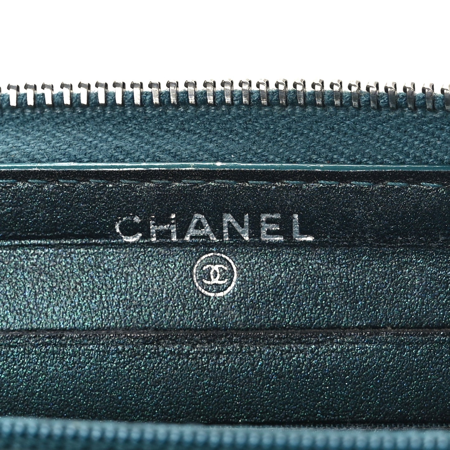 Iridescent Caviar Quilted Medium Filigree Zip Around Wallet Dark Turquoise
