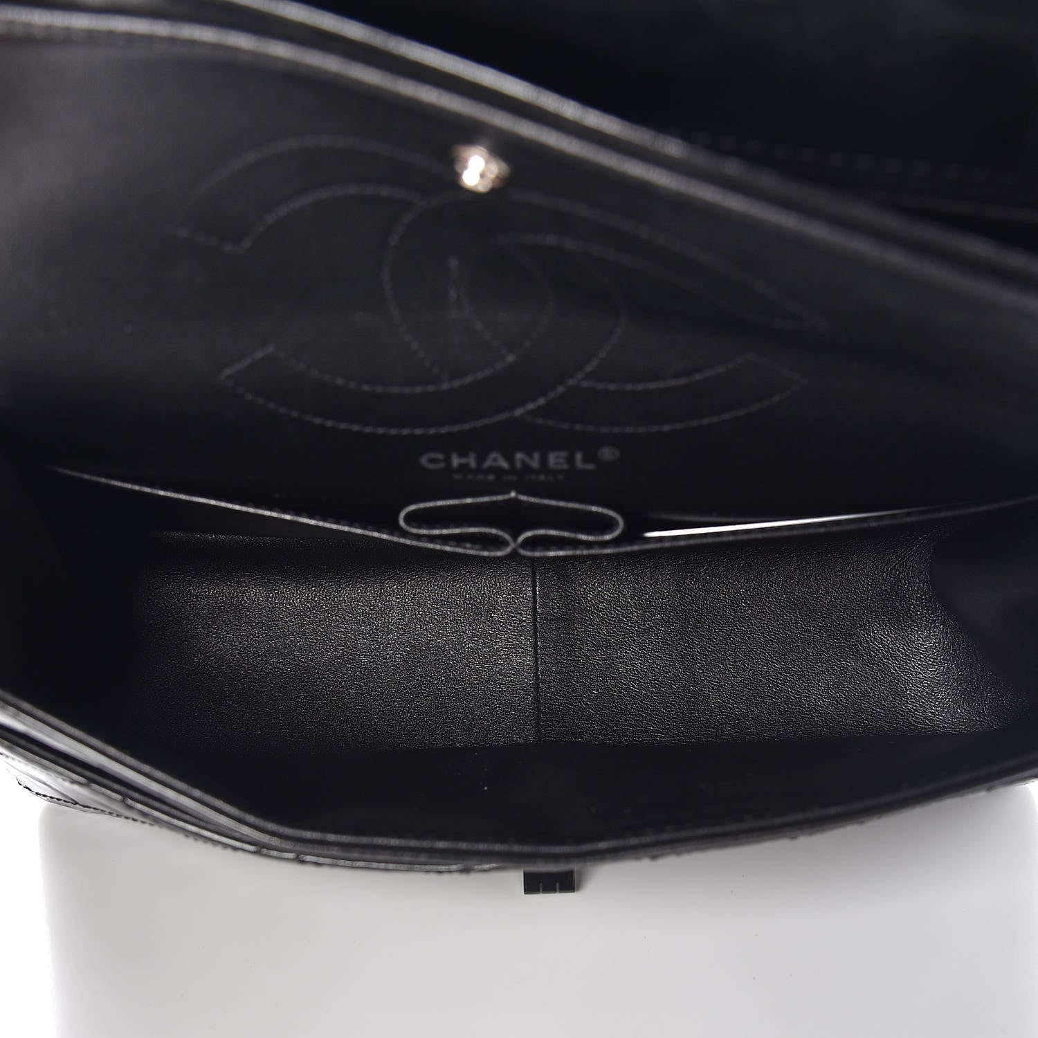 Chanel Distressed Patent Quilted 2.55 Reissue 226 Flap Black 7 of 10