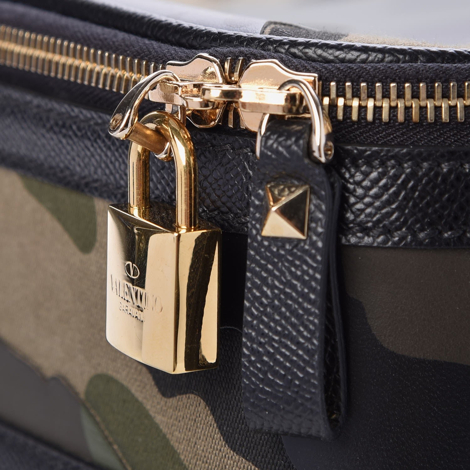 Valentino Garavani Nappa Canvas Camouflage Rolling Luggage Green 7 of 9