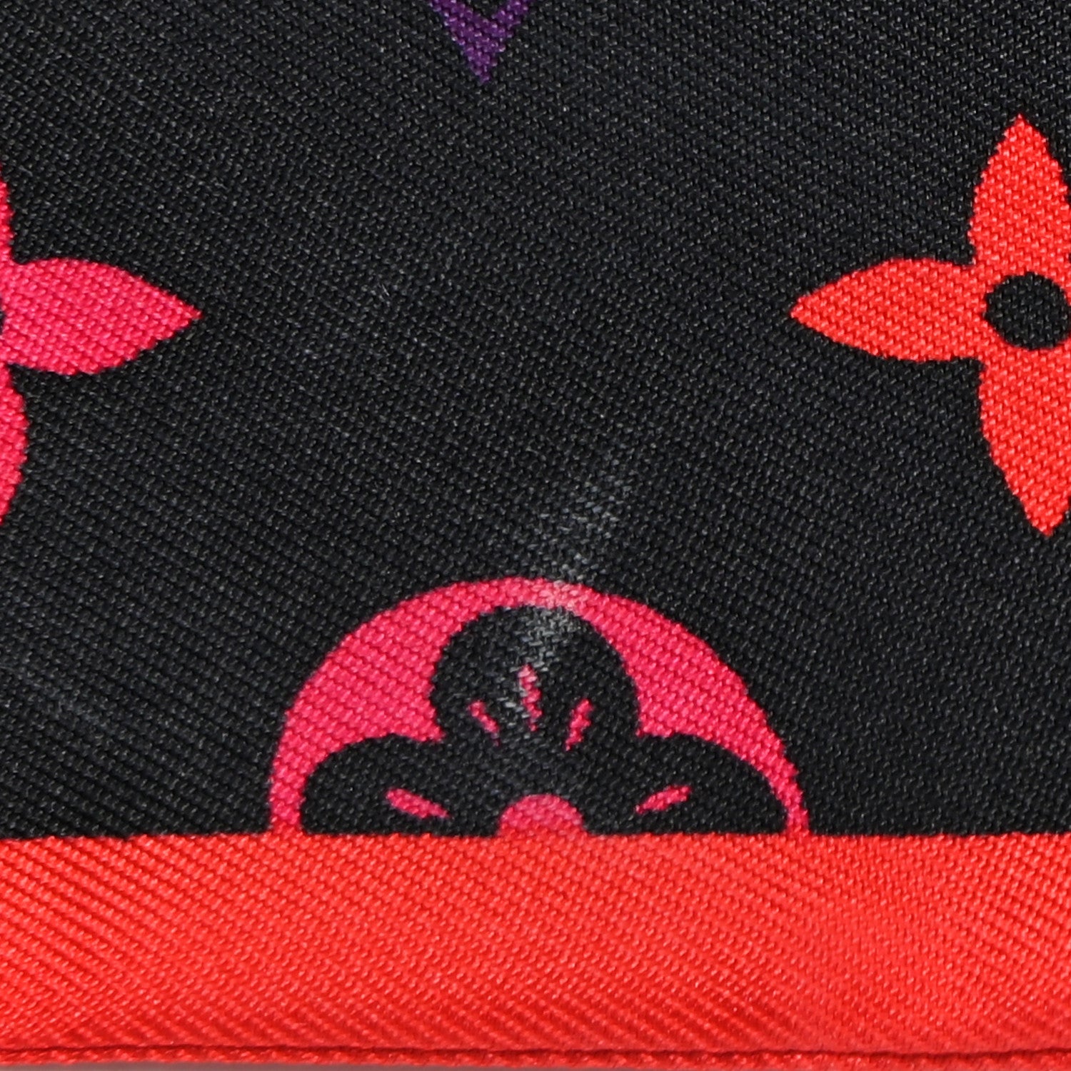 Louis Vuitton Silk Kamonogram Bandeau 5 of 5