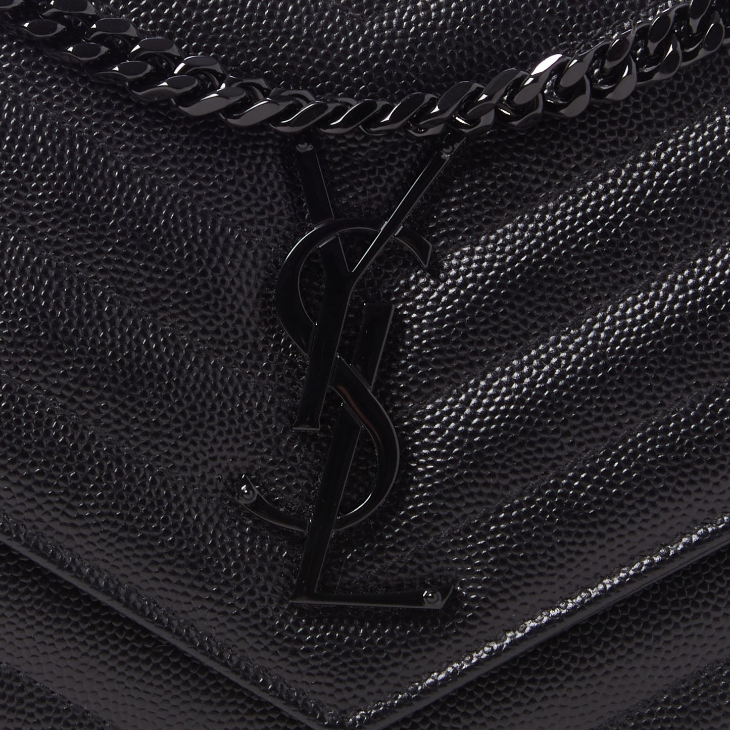 Grain De Poudre Matelasse Chevron Monogram Chain Wallet Black
