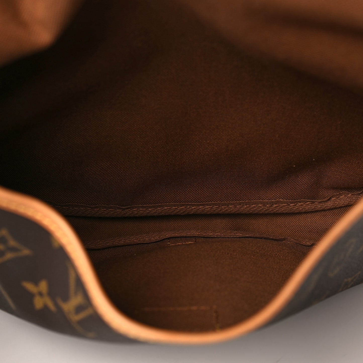Monogram Saumur 30