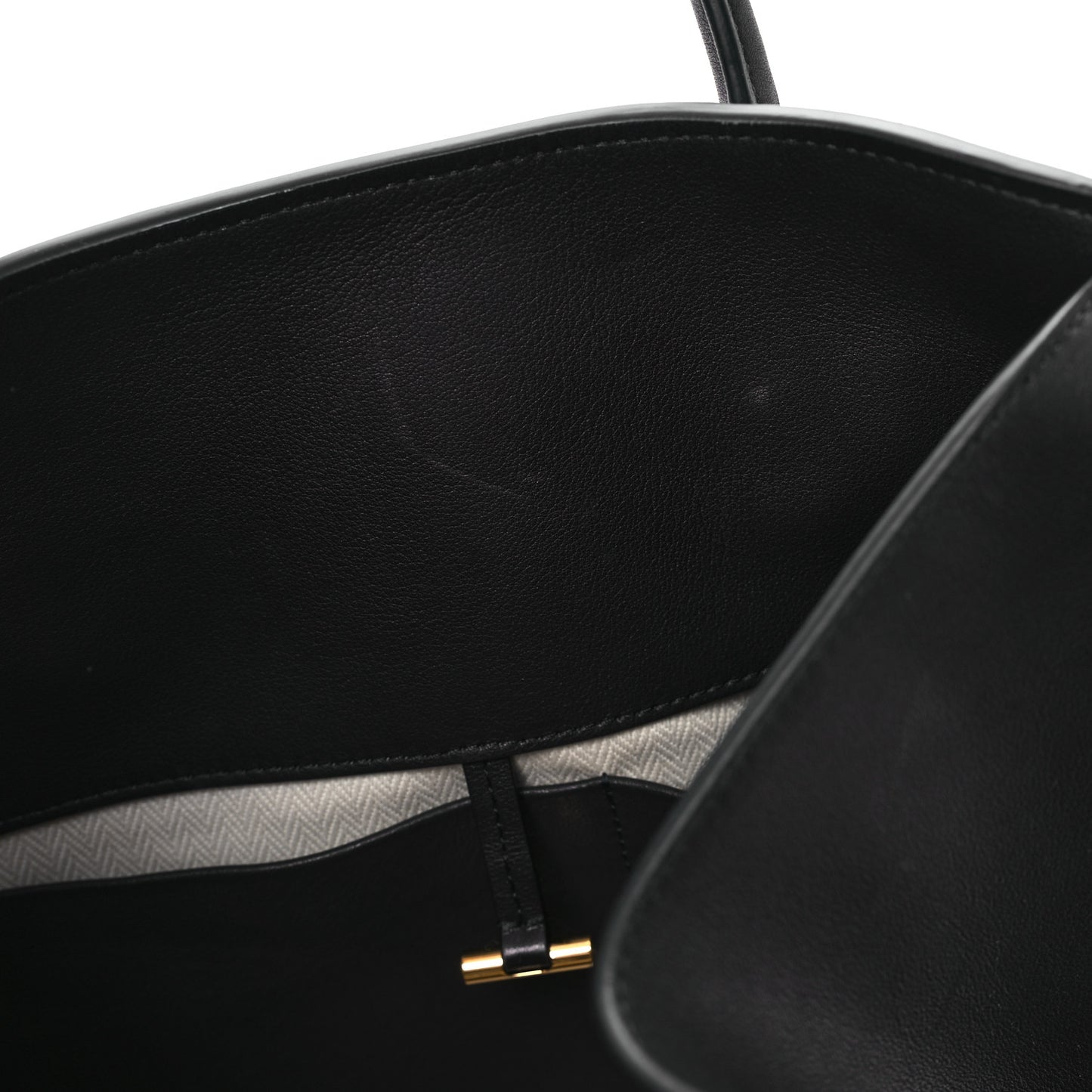 Polished Saddle Calfskin Soft Margaux 15 Black