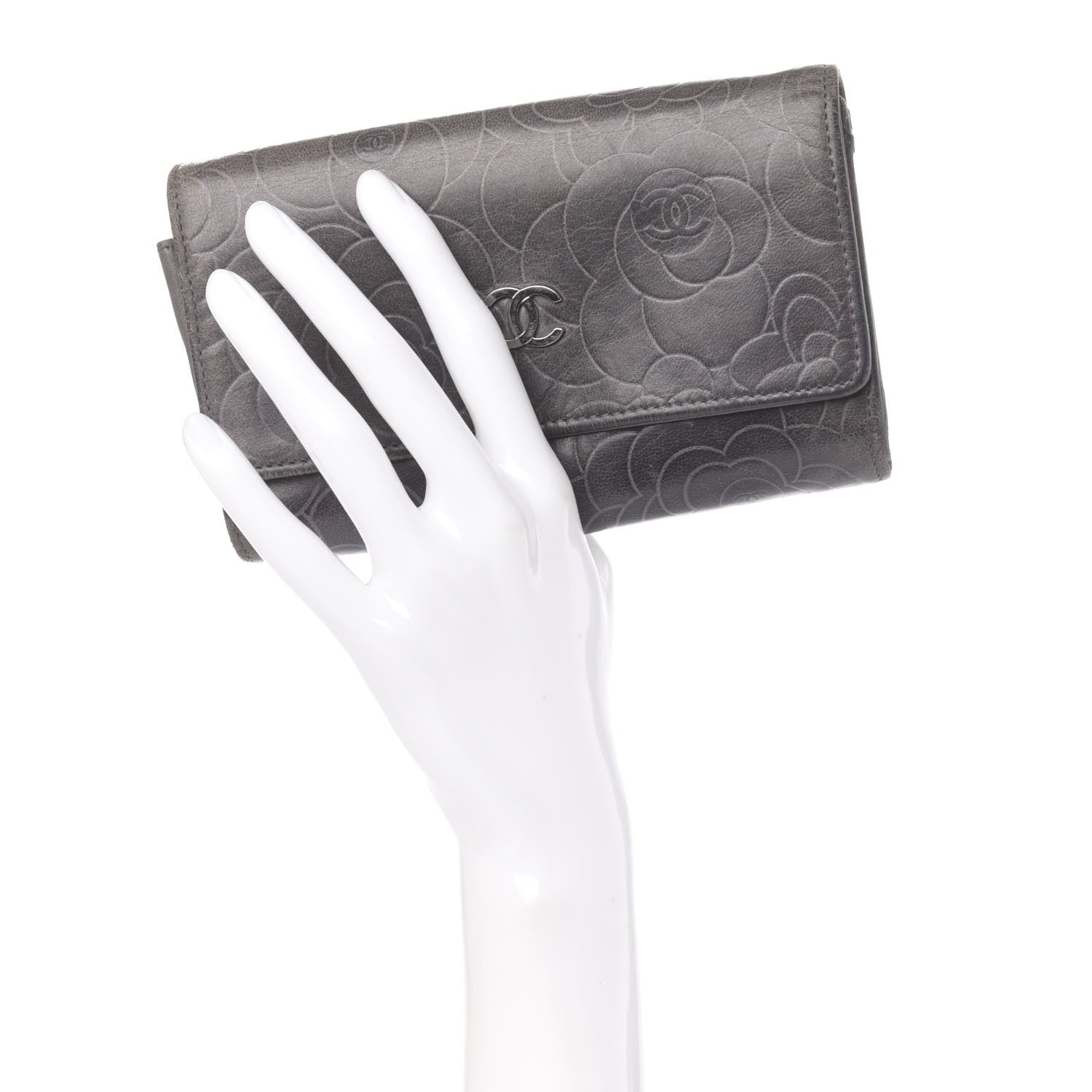 Chanel Lambskin Camellia Embossed Yen Wallet Grey 2 of 13